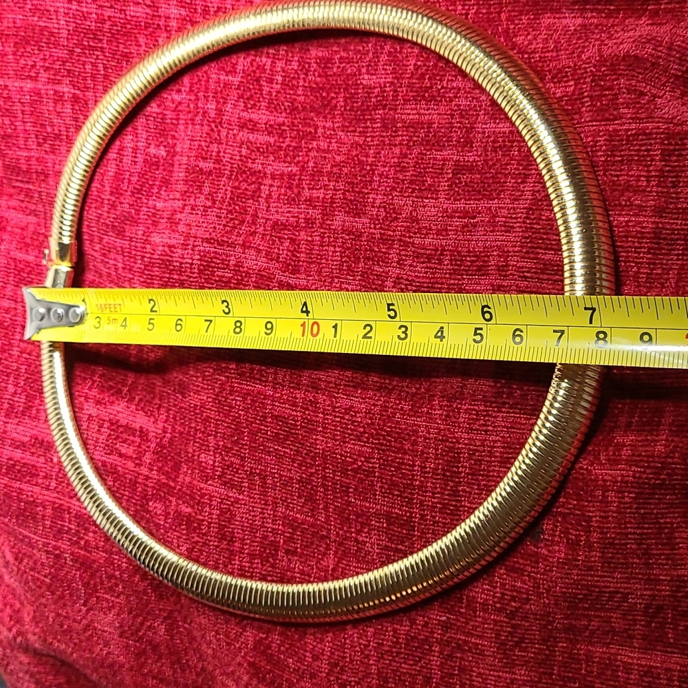 Complete set - Picture 6 of 9